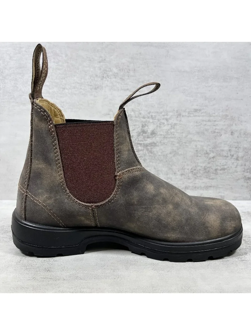 Blundstone 585 chelsea